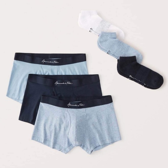 Abercrombie & Fitch Other - Abercrombie and Fitch Undies sock set size Medium NIP